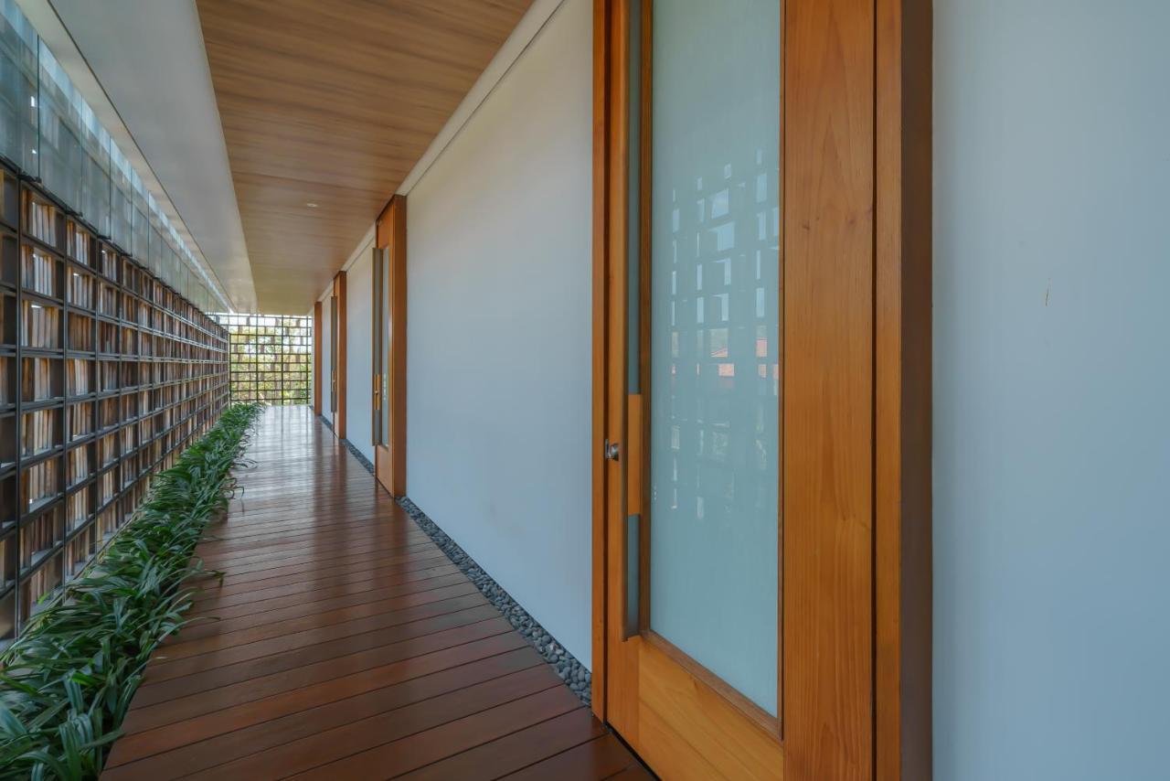 Beyond The Sea - Luxe Sea View Villa In Jimbaran Экстерьер фото