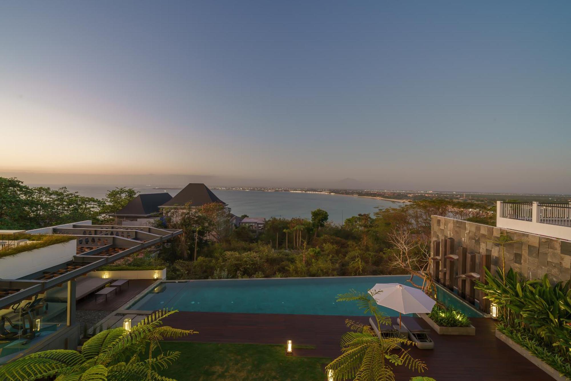 Beyond The Sea - Luxe Sea View Villa In Jimbaran Экстерьер фото